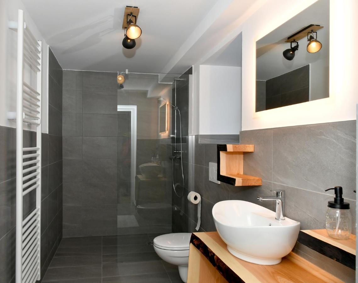 Gastehaus Zeitraum Bed & Breakfast Адмонт Екстериор снимка