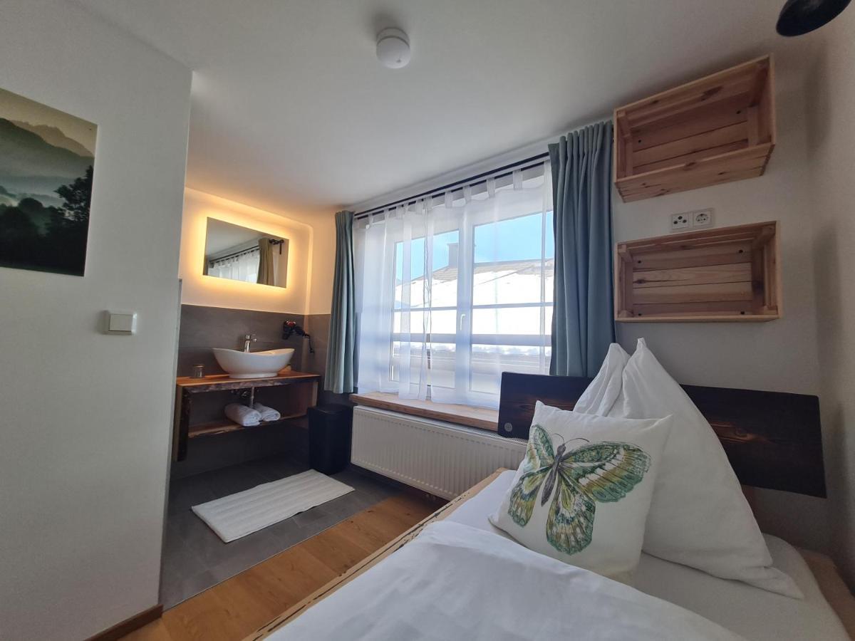 Gastehaus Zeitraum Bed & Breakfast Адмонт Екстериор снимка
